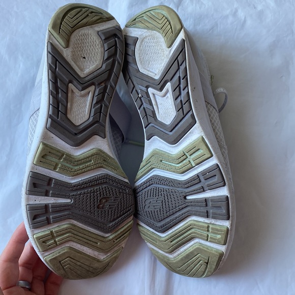 New Balance Womens Shoes Size 10 - Picture 6 of 7